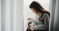 Perkembangan Bayi Usia 2 Minggu: Bahaya SIDS dan Postpartum Depression